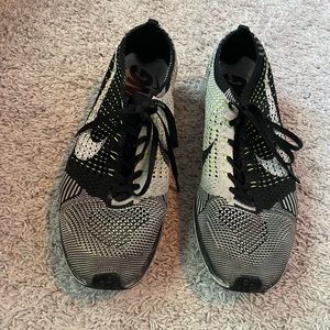 Men’s Nike Flyknit Racer